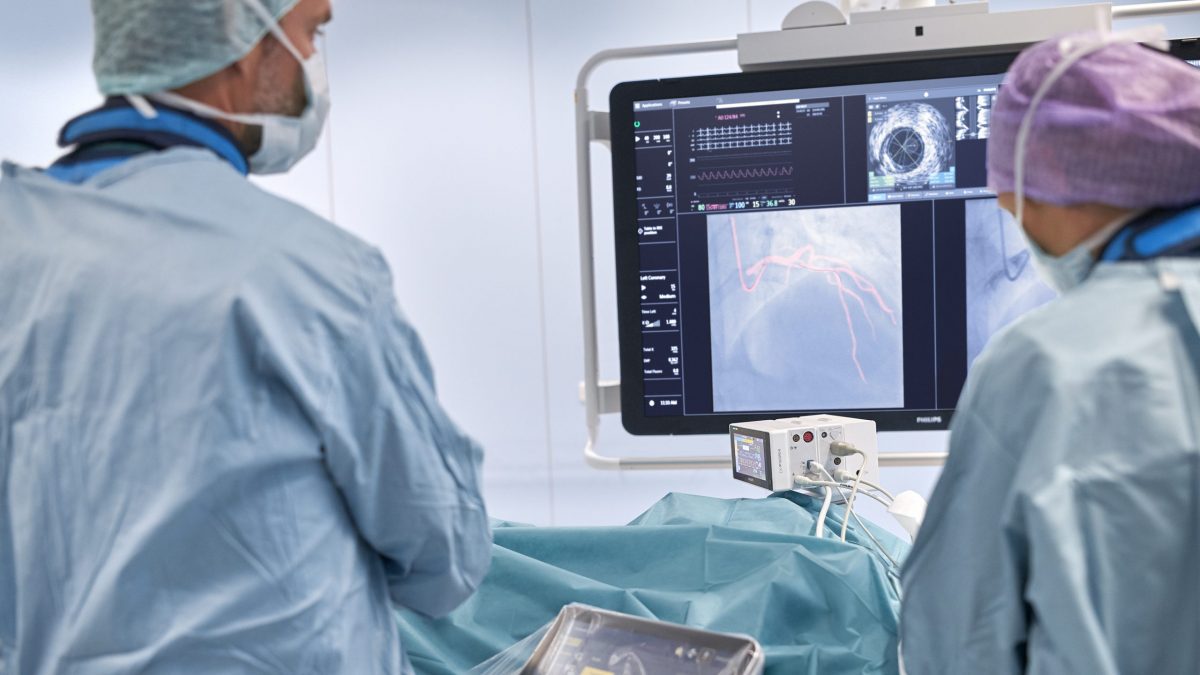 Philips, introduces integrated Interventional Hemodynamic System with Patient Monitor IntelliVue X3 to improve workflow and patient focus during image-guided procedures at ACC.21