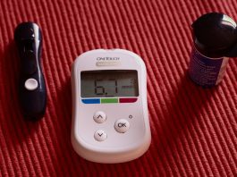 How People With Diabetes Can Keep Their Blood Glucose Under Control