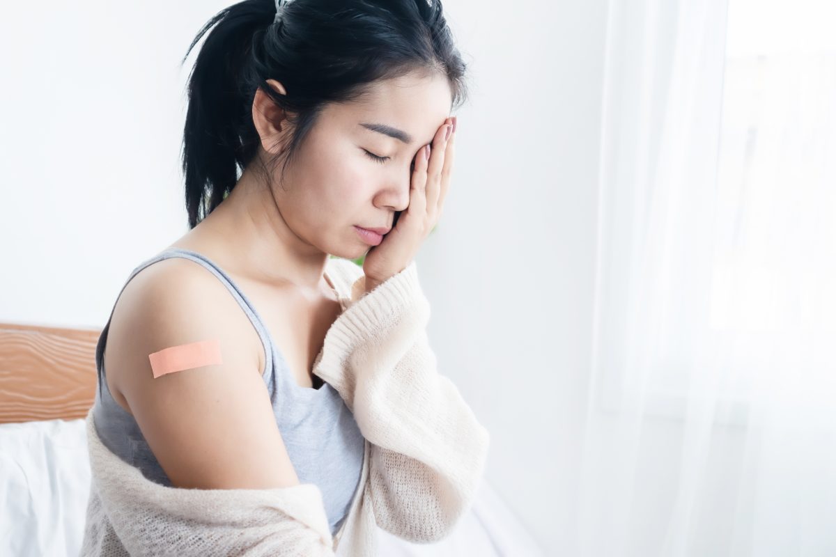 Shoulder pain after a vaccination article